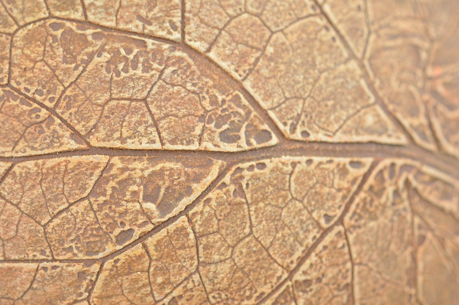 Cruche avec anse en argile faite main marron col étroit motif feuille 1.3 l photo 5