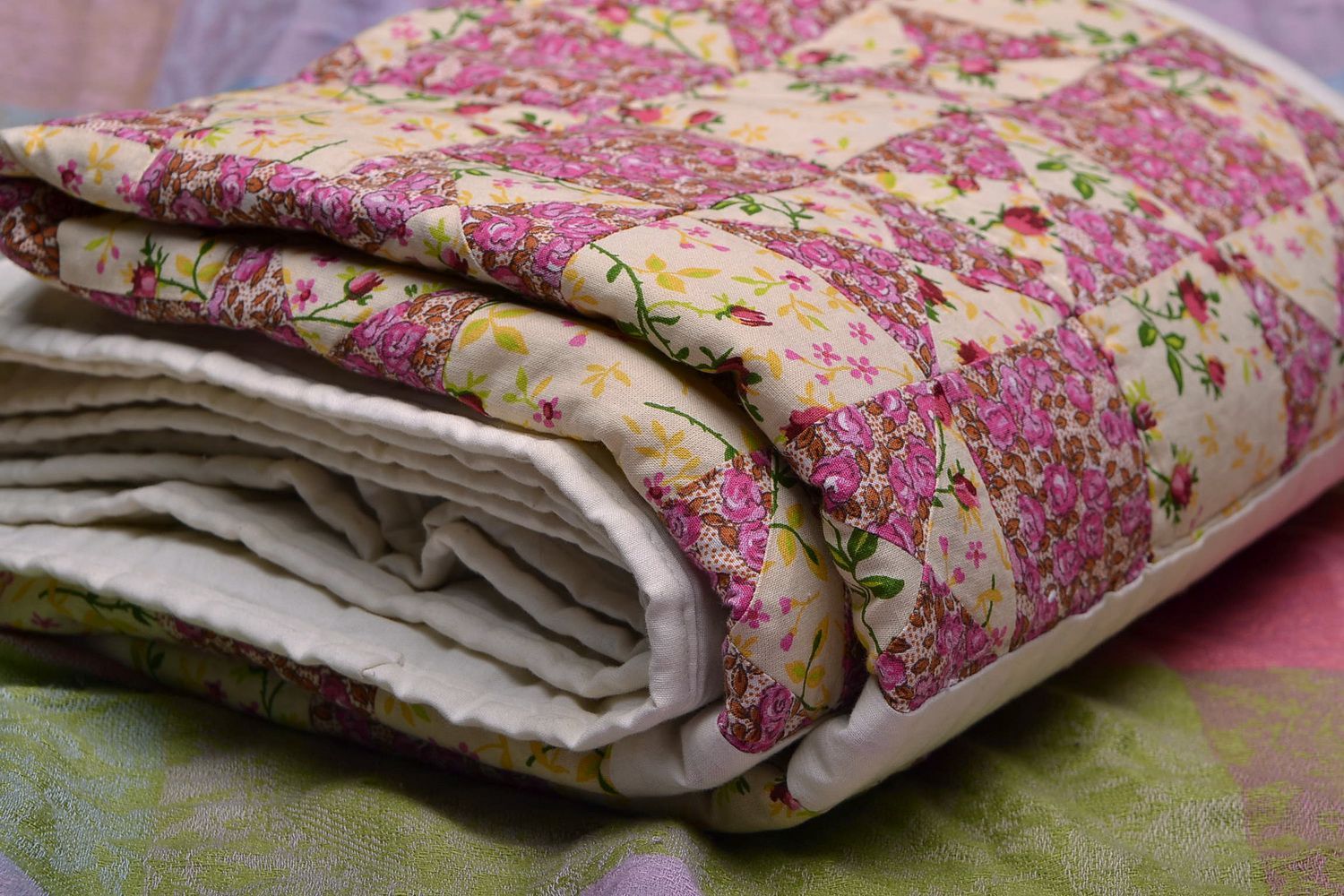 Одеяло из лоскутов Розы фото 1