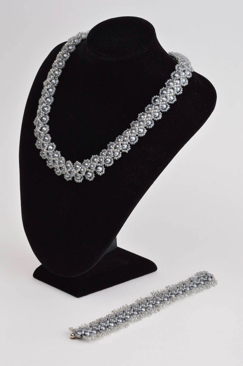 Beautiful handmade necklace designer beaded bracelet stylish unusual jewelry photo 1