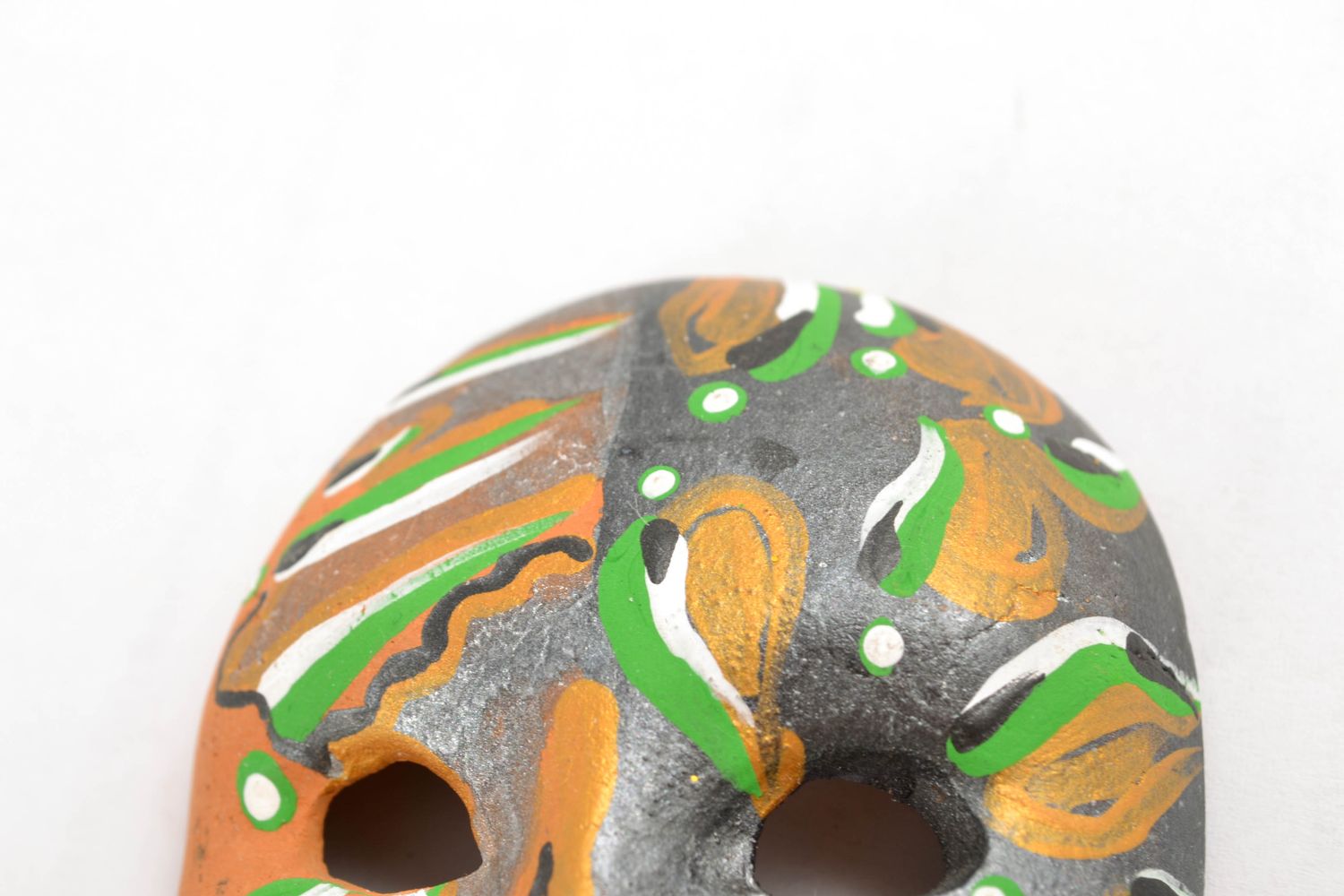 Masque décoratif en céramique à suspendre pour maison photo 4