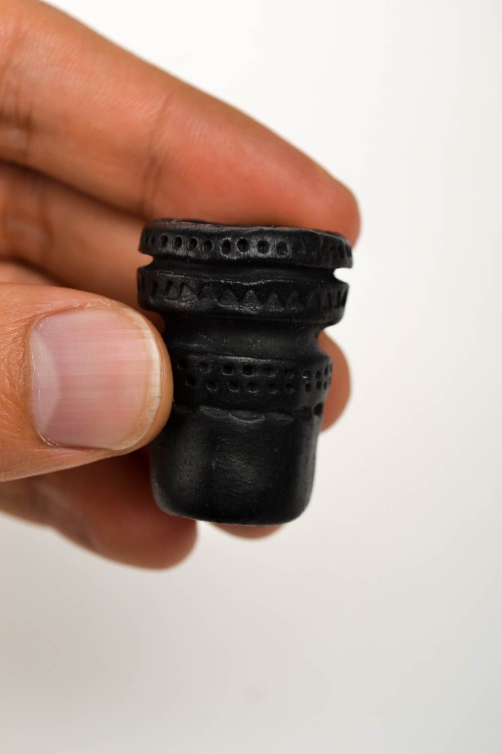 Аксессуар для курения сувенир ручной работы изделие из глины черное авторское фото 2