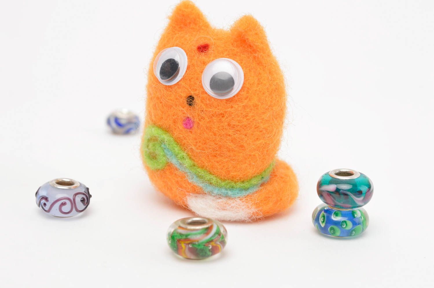 Игрушка ручной работы игрушка из валяной шерсти игрушка котик оранжевый фото 1
