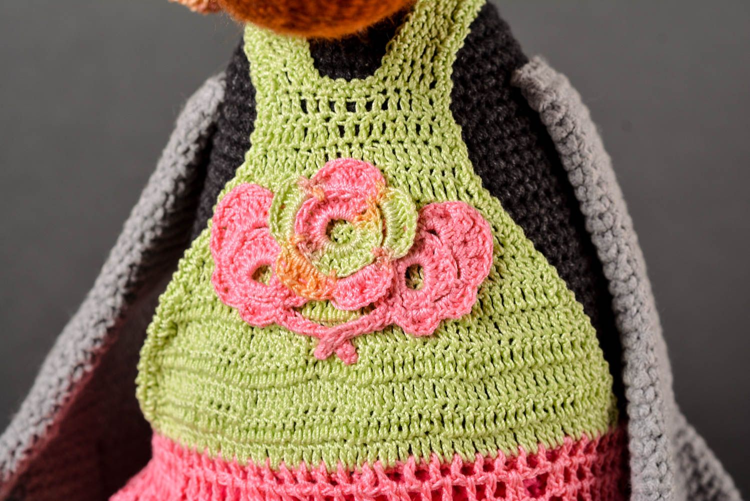 Peluche tricotée Jouet fait main corneille en laine et acrylique Cadeau enfant photo 5