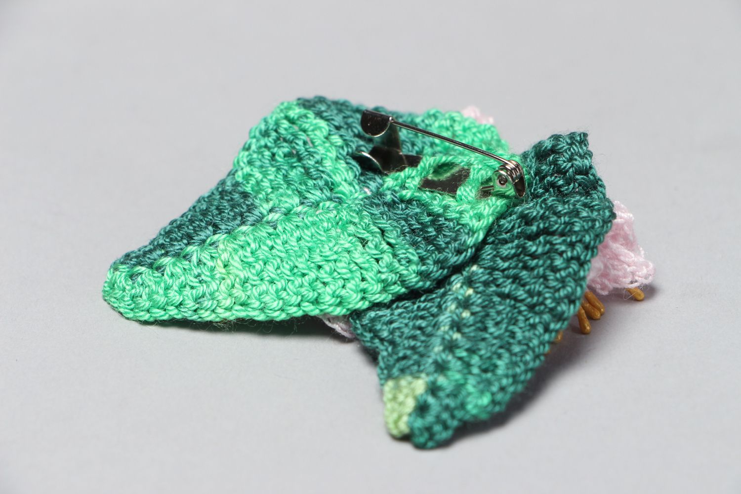 Handmade crochet brooch Apple Blossom photo 3