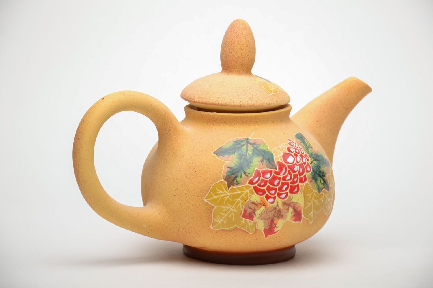 Beautiful teapot with ornaments photo 3