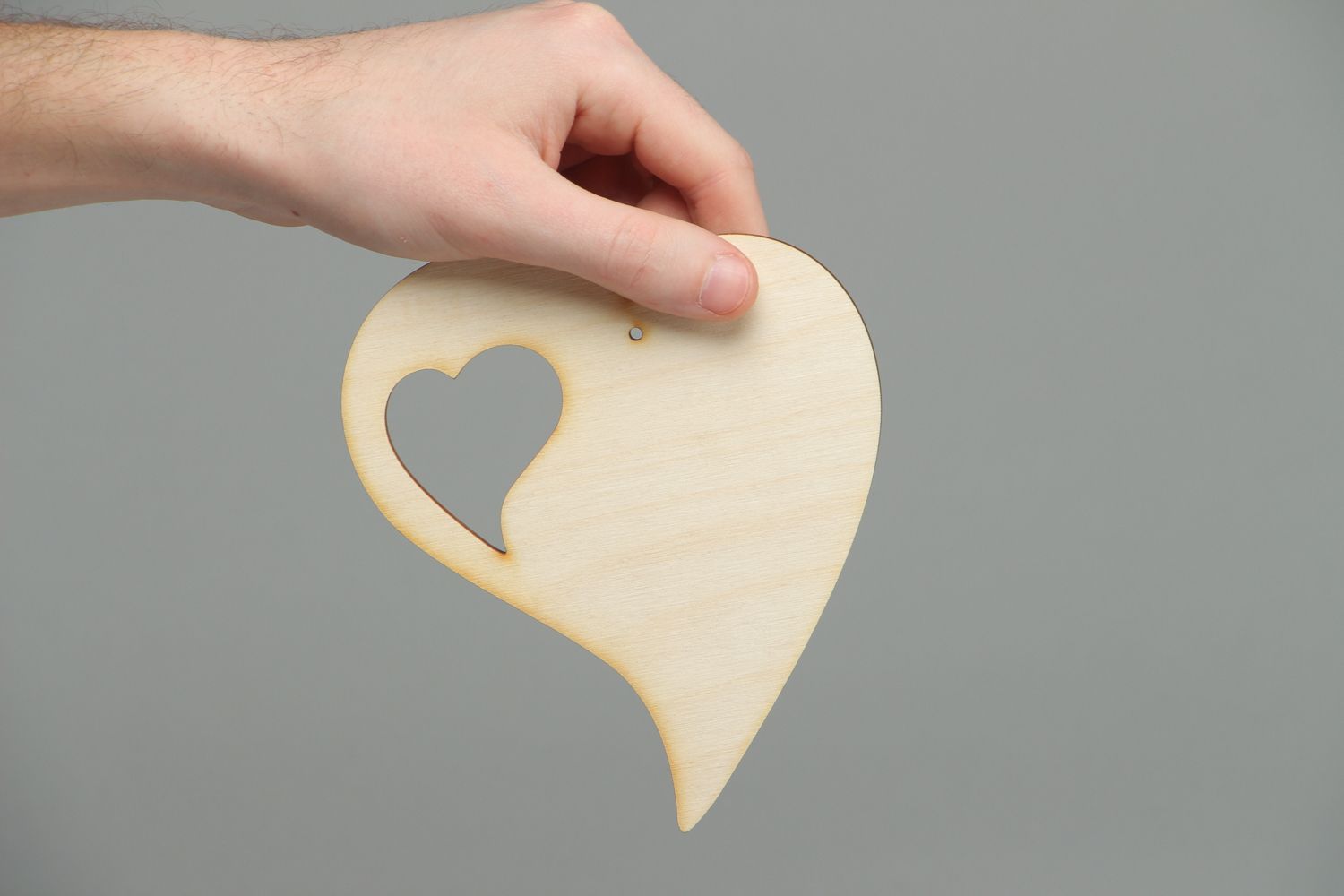 Semilavorato fatto a mano materiale da dipingere a forma di cuore con cuore foto 4