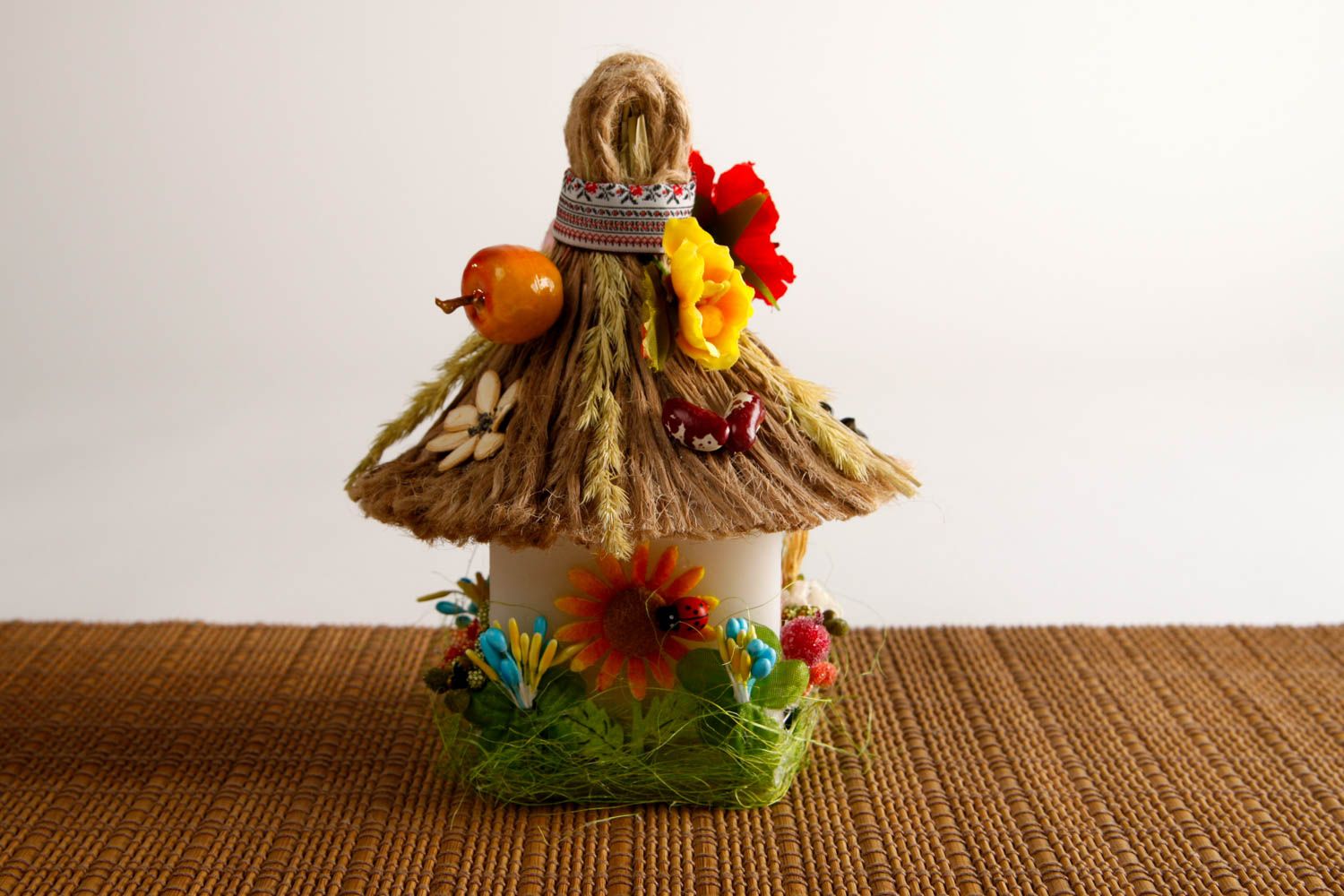 Handmade dekorative Kerze kleine Hütte schöne Kerze aus Paraffin Haus Deko  foto 1