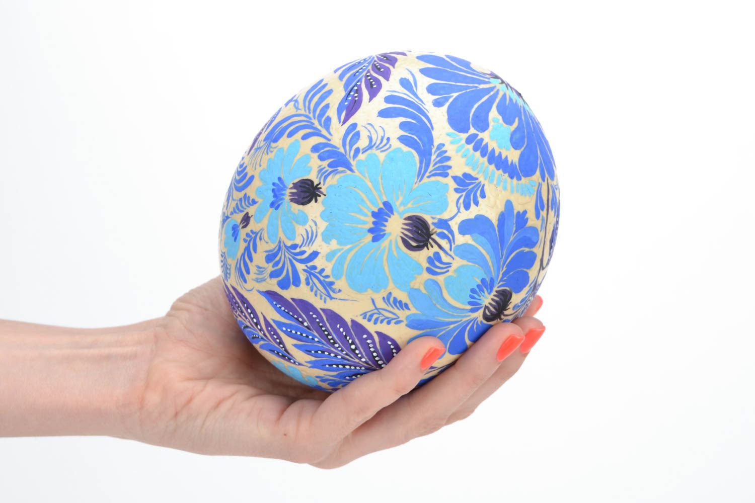 Huevo de Pascua de avestruz artesanal con pintura de Petrykivka azul bonito foto 1