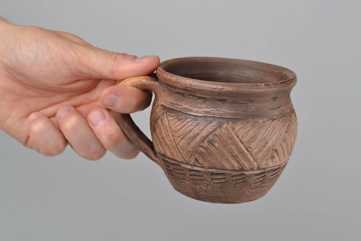 Tasse en argile faite main design brune originale à thé vaisselle 40 cl photo 2