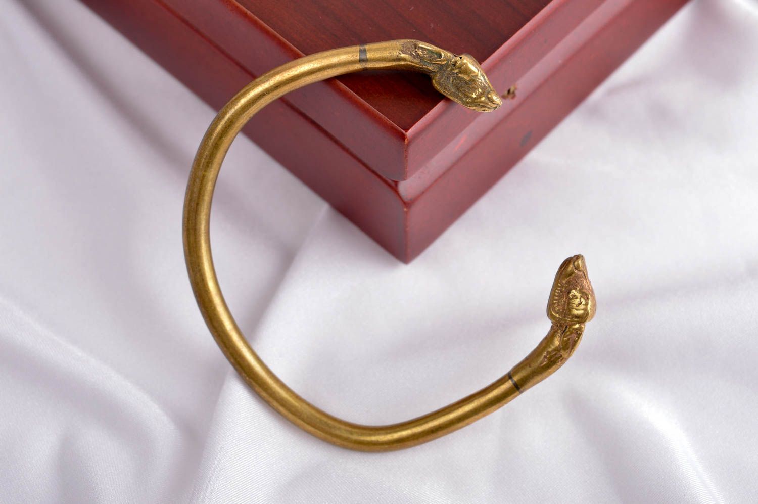 Stylish handmade metal bracelet womens bracelet designs cool jewelry gift ideas photo 1