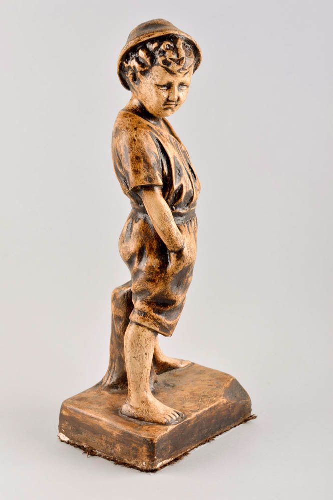 Декор для дома ручной работы статуэтка из гипса элемент декора Мальчик фото 3
