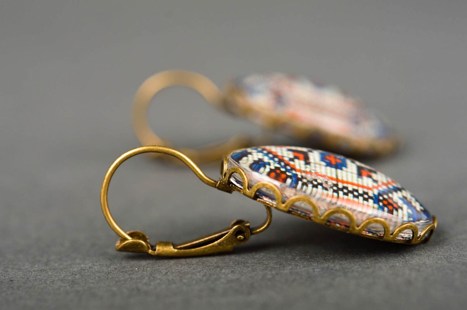 Boucles d'oreilles pendantes Bijoux fait main dessin ethnique Accessoires femme photo 3