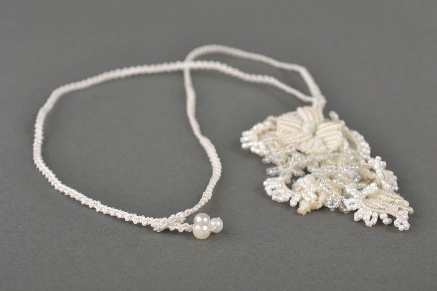 Handmade stylish beautiful pendant elegant accessory woven flower pendant photo 4