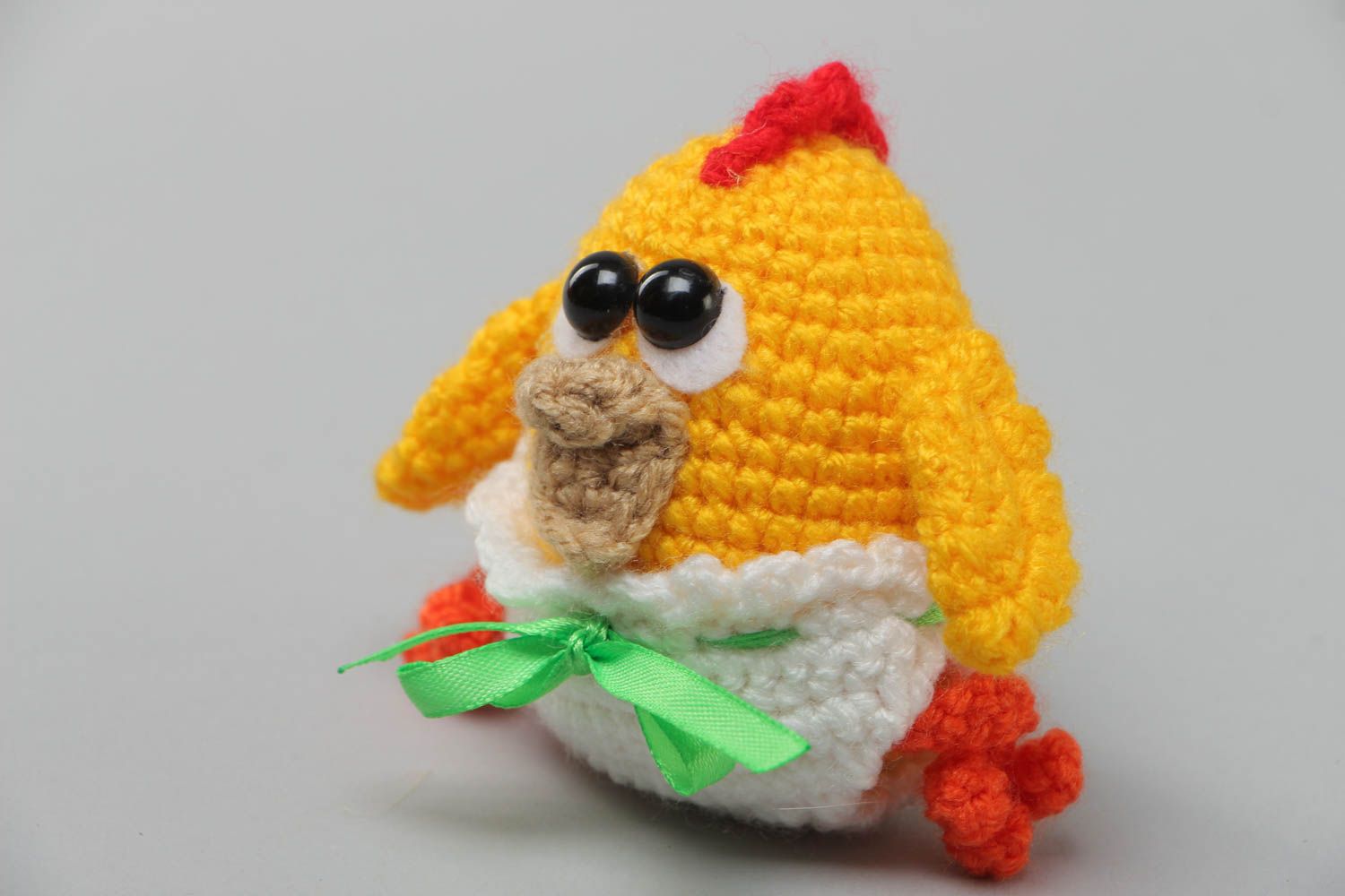 Handmade crochet soft toy yellow chicken created with acrylic threads photo 2