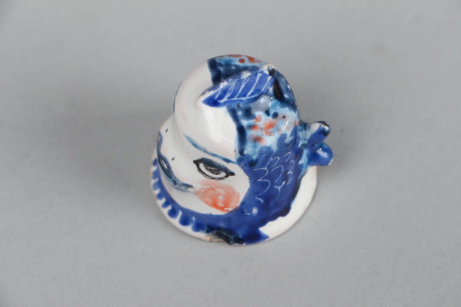 Thimble in the shape of a fish photo 3