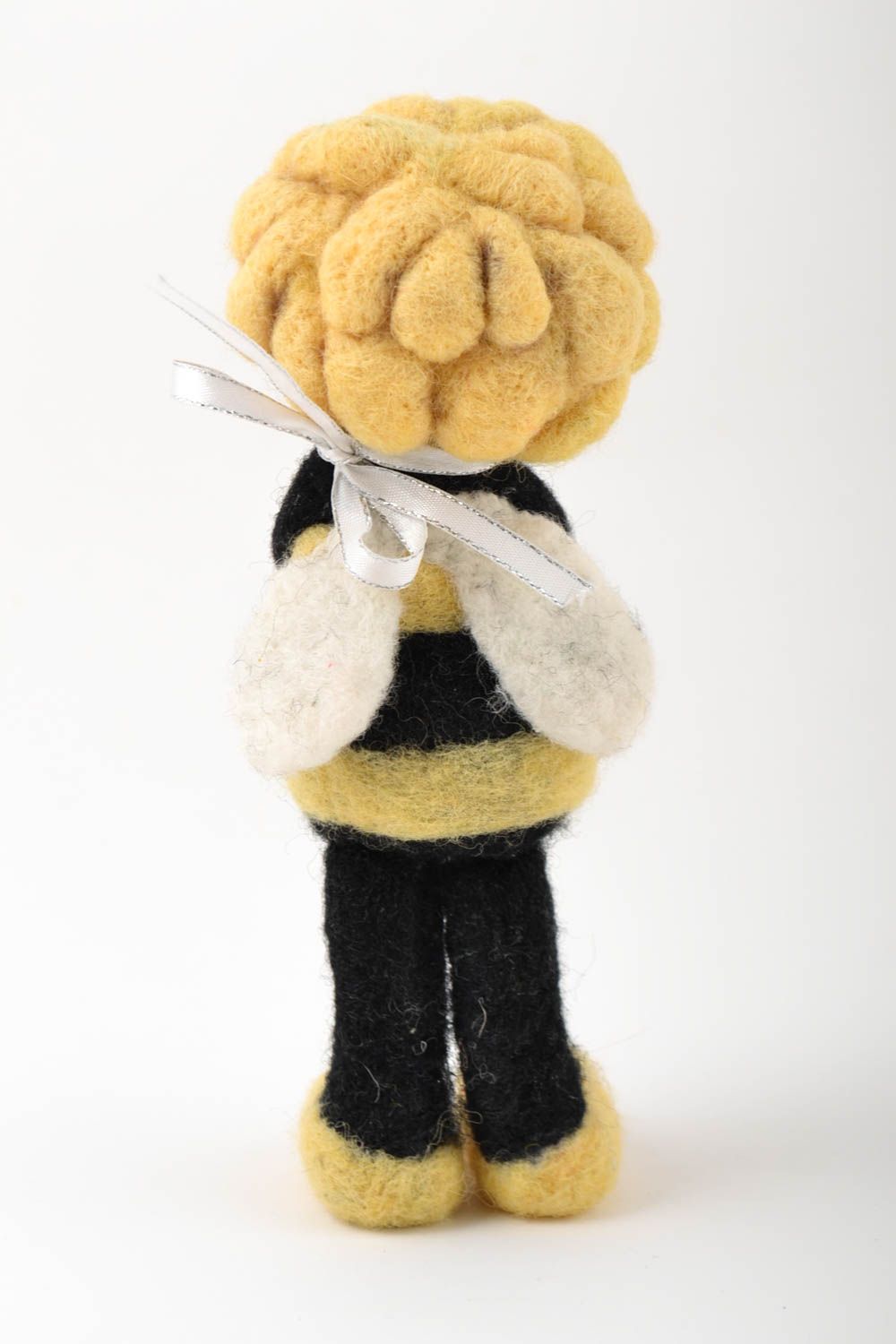 Peluche abeille Jouet fait main en laine feutrée original Cadeau pour enfant photo 5