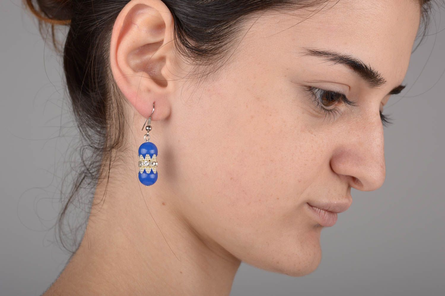 Boucles d'oreilles pendantes Bijou fait main bleues en topaz Cadeau femme photo 5