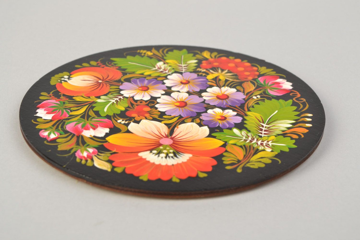 Handmade round wooden fridge magnet with Petrikov painting photo 4