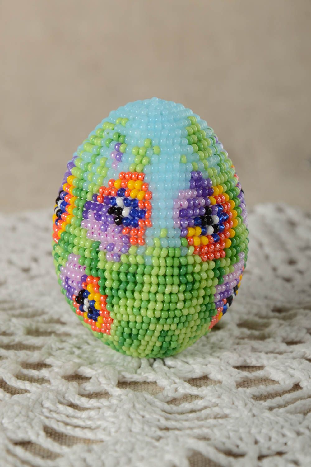 Oeuf de Pâques fait main Oeuf décoré de perles de rocaille Décoration de Pâques photo 1