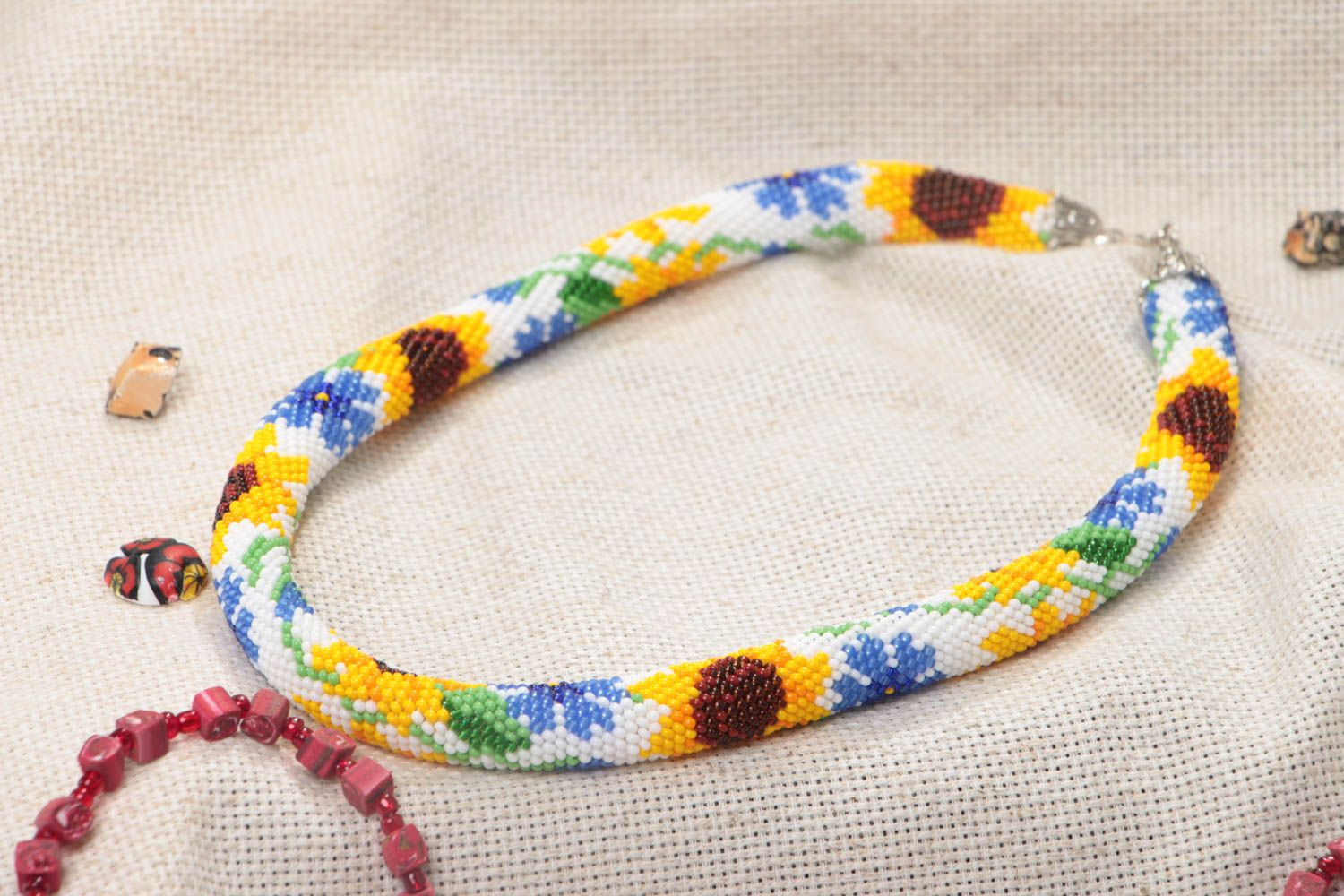 Handmade white beaded cord necklace with bright yellow sunflowers pattern photo 1