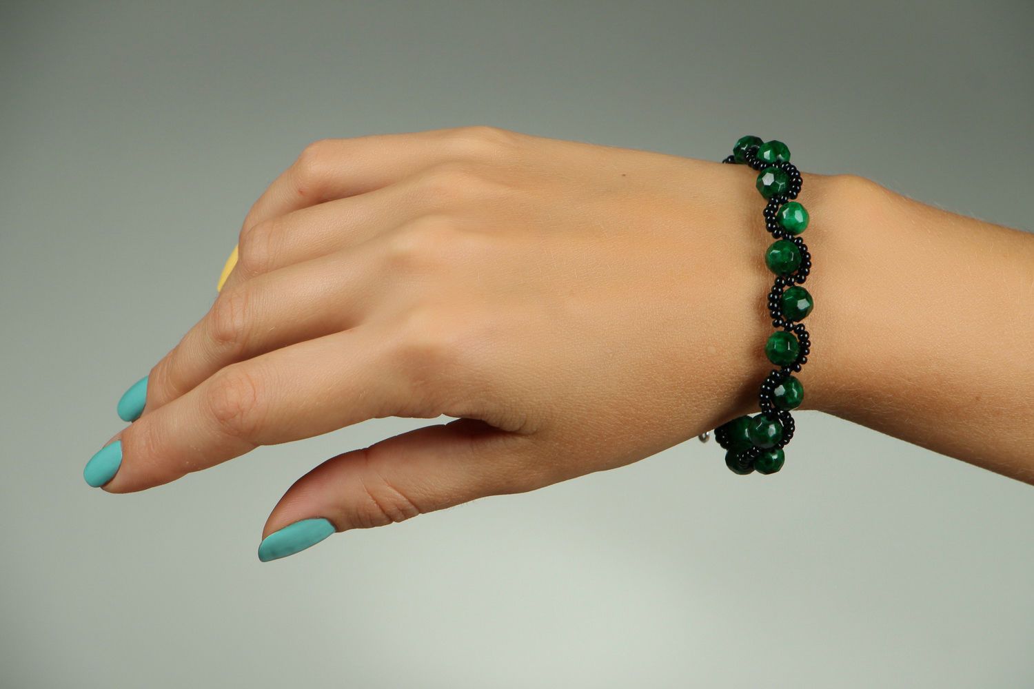 Bracelet with faceted malachite photo 5