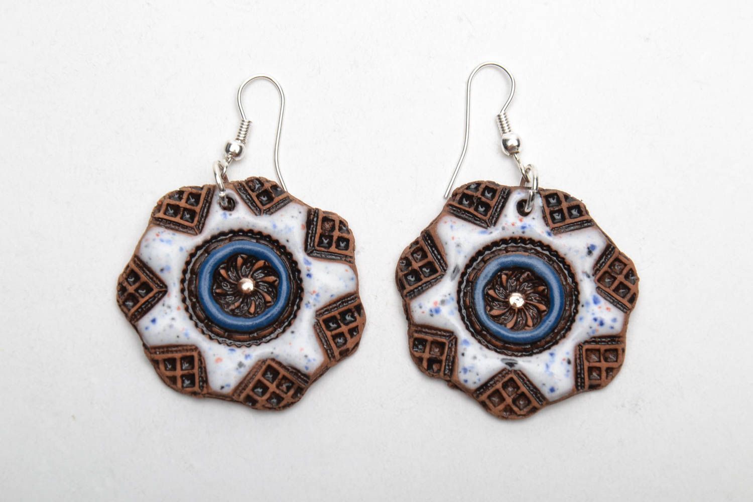 Round earrings with ornament photo 3