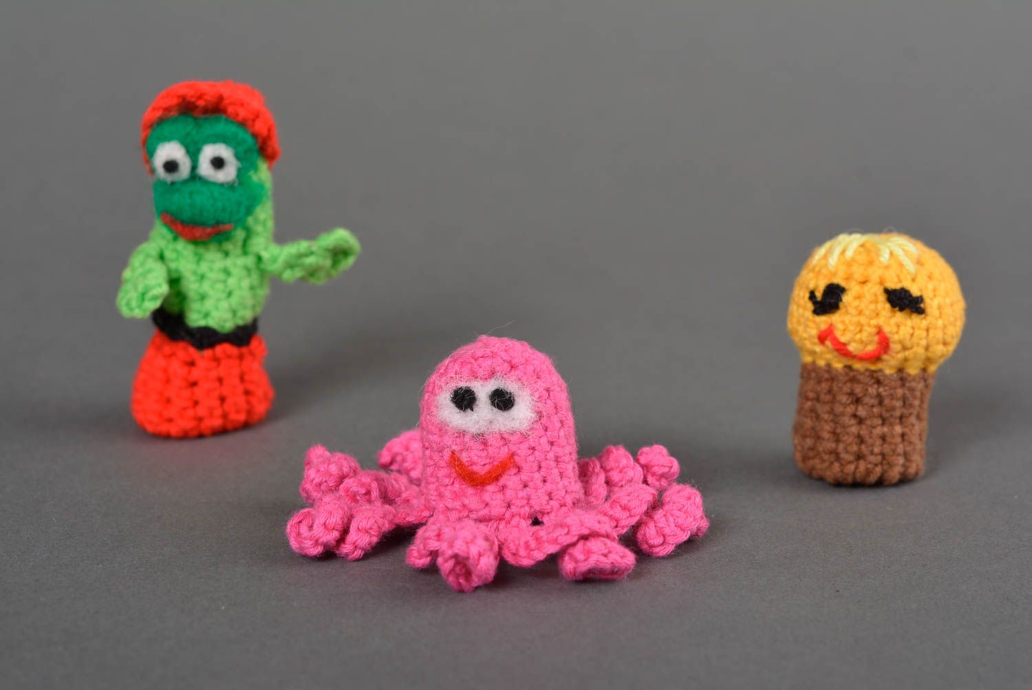 Muñeco de peluche para dedo hecho a mano juguete tejido regalos para niños foto 4