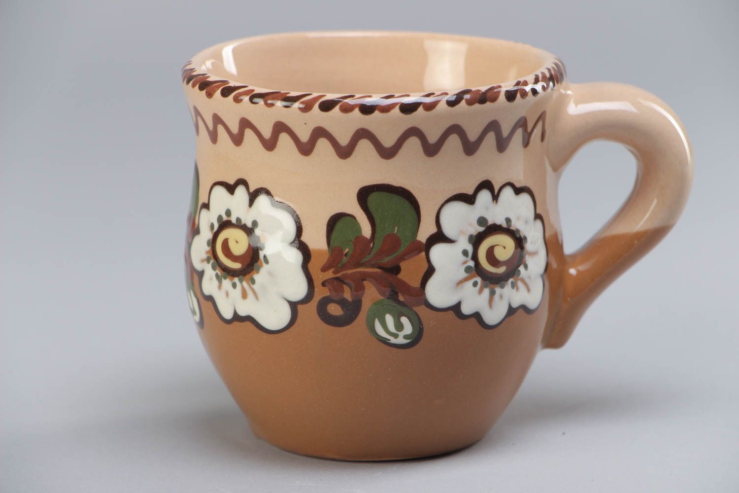 Petite tasse en céramique peinte brune faite main de style ethnique 25 cl photo 2