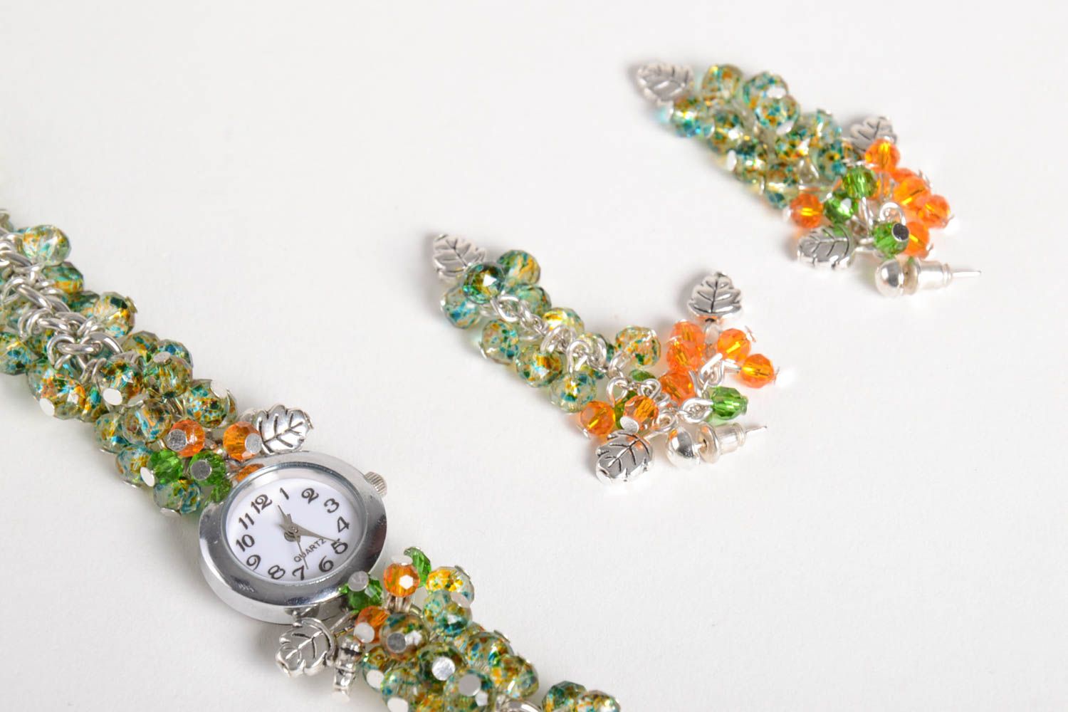 Stylish handmade jewelry set wrist watch beaded earrings beaded bracelet photo 3