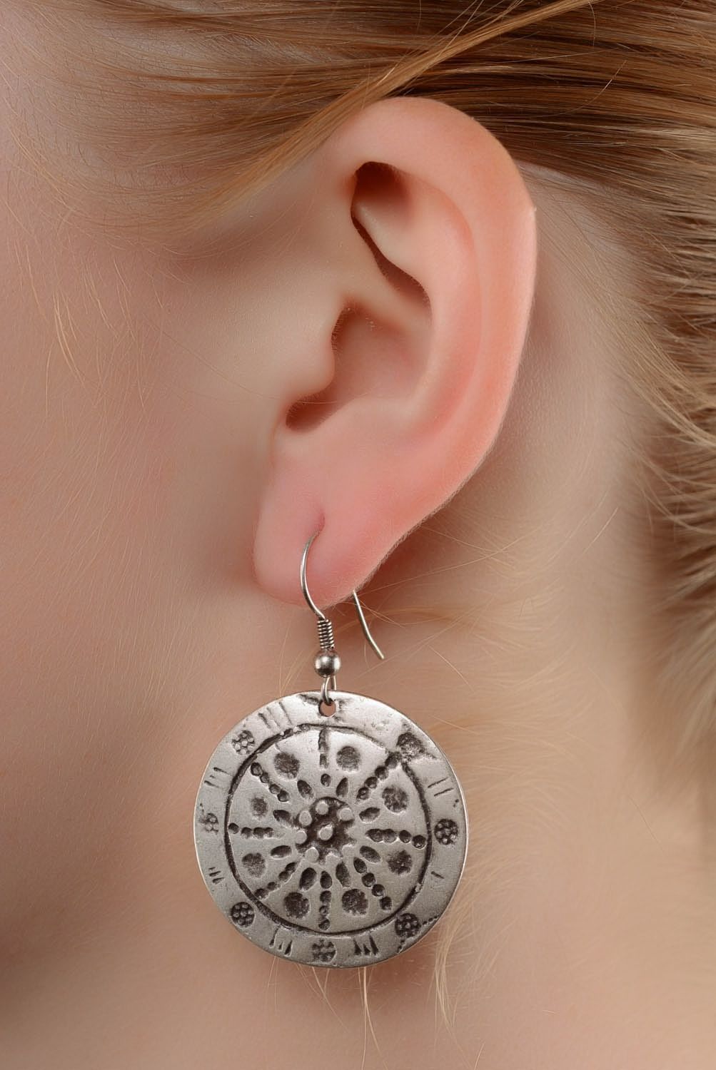 Boucles d'oreilles en métal argenté Calendrier photo 4