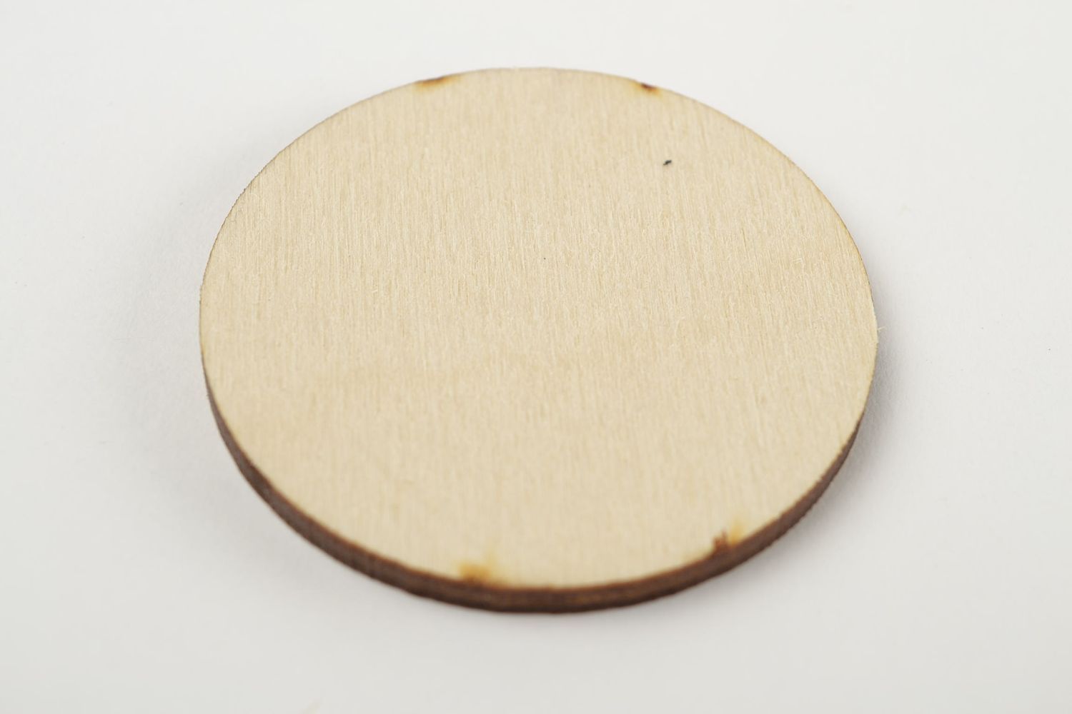 Figura para decorar hecha a mano circular manualidades en madera regalo original foto 5