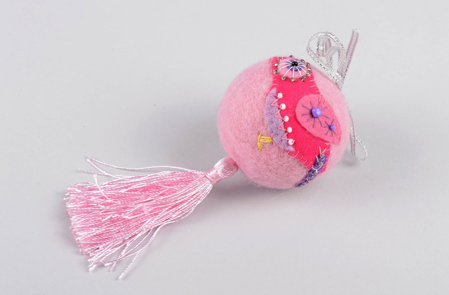 Елочная игрушка ручной работы новогодняя игрушка декоративная подвеска розовая фото 1