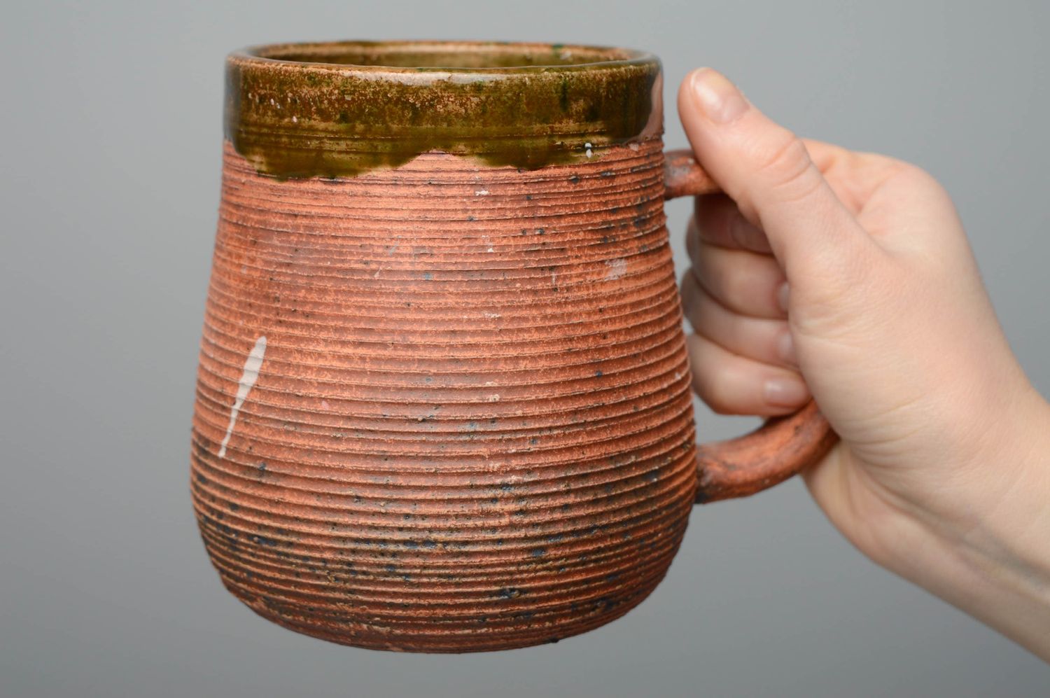 Giant 30 oz ceramic mug dor coffee, tea, beer with handle and rustic style photo 3