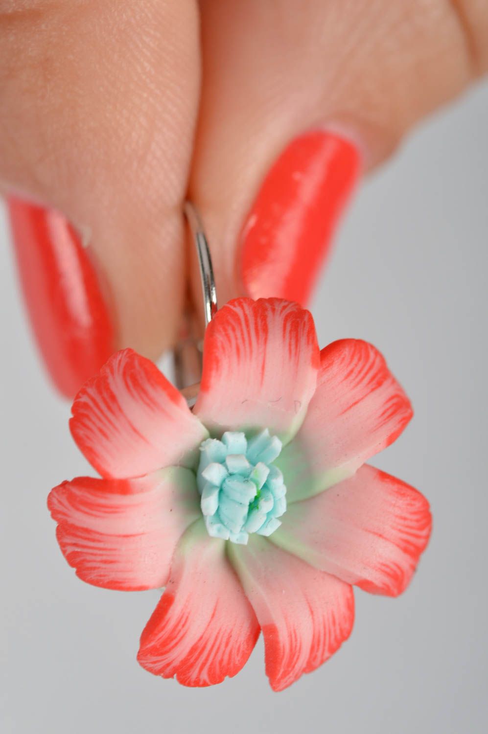 Boucles d'oreilles en pâte polymère faites main fleurs bijou original pour femme photo 3