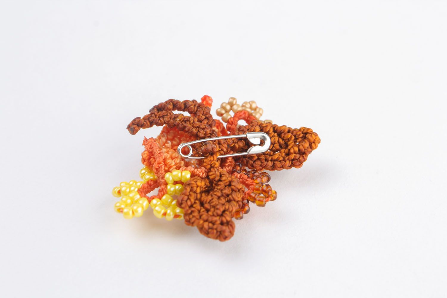 Small woven brooch  photo 3