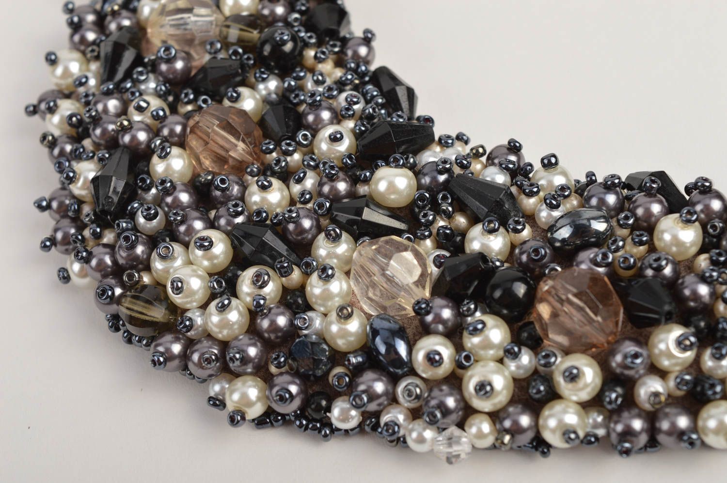 Collier plastron Bijou fait main perles de rocaille fausses pierres Cadeau femme photo 5
