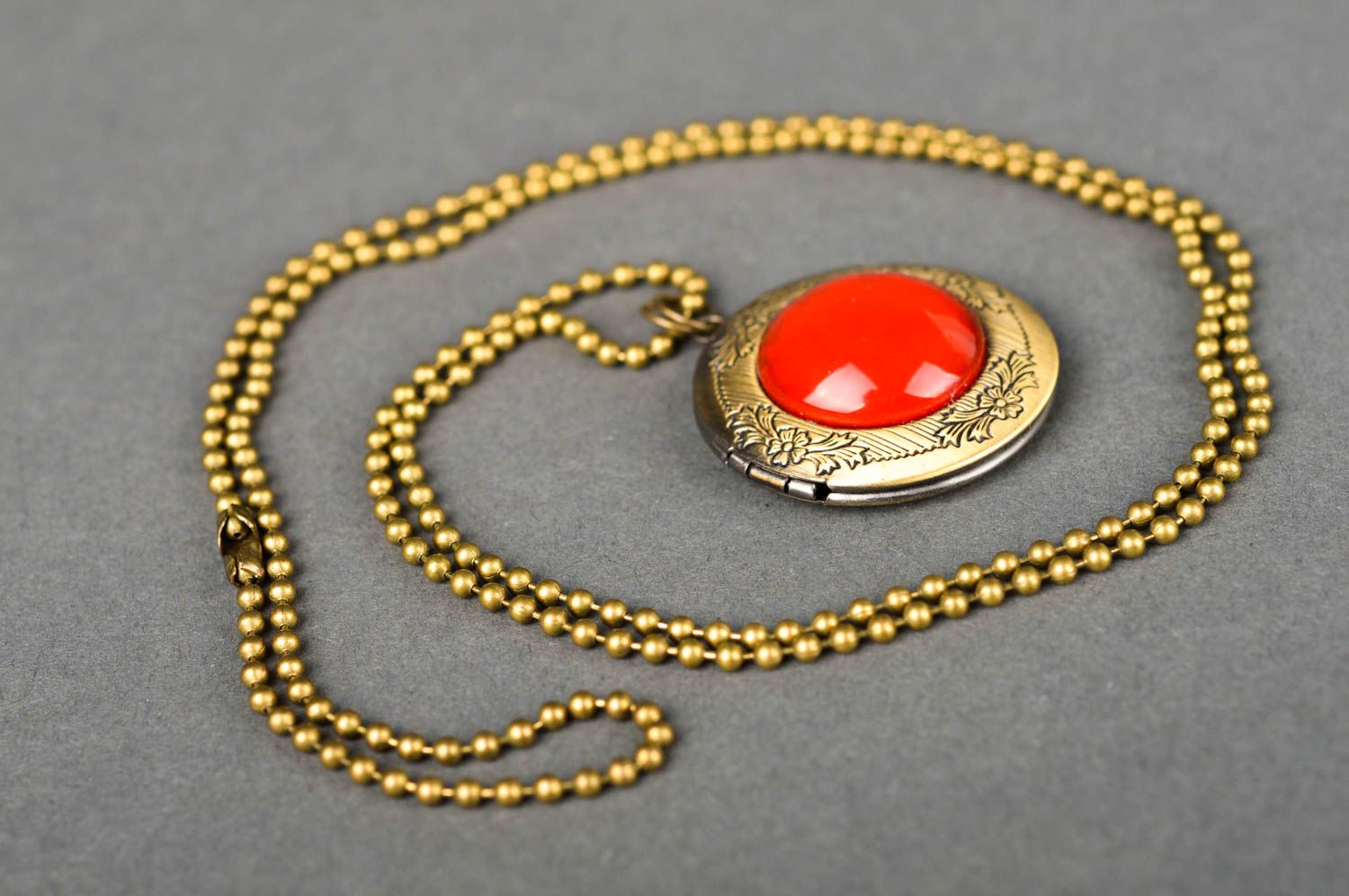 Handmade designer jewelry stylish metal pendant unusual pendant for girls photo 4