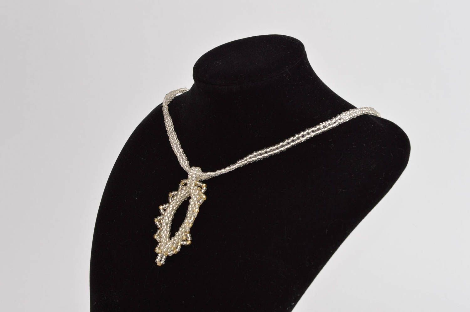 Designer accessories handmade pendant stylish bijouterie woven necklace photo 1