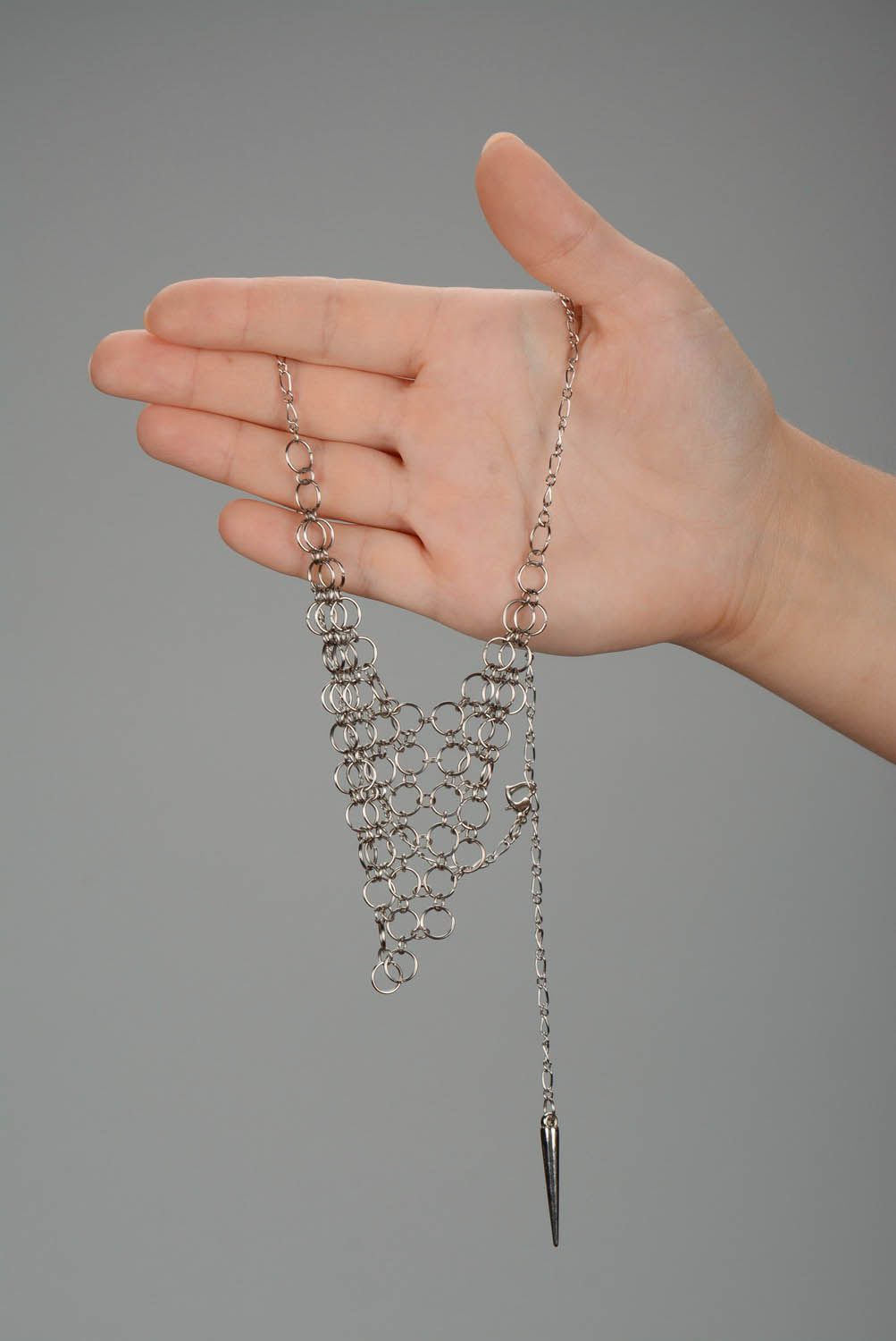 Necklace made of metal rings photo 4