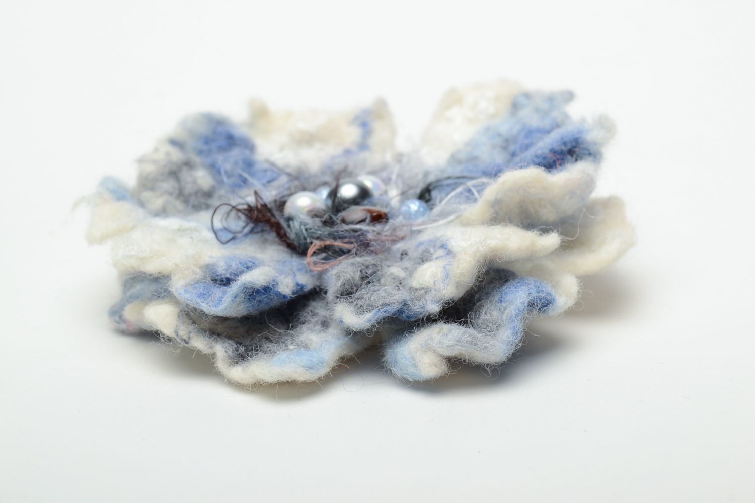 Felted wool brooch in the shape of white and blue flower photo 4