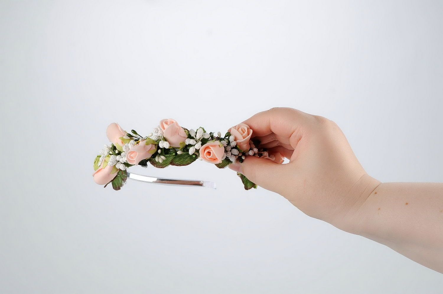 Serre tête avec fleurs artificielles photo 5