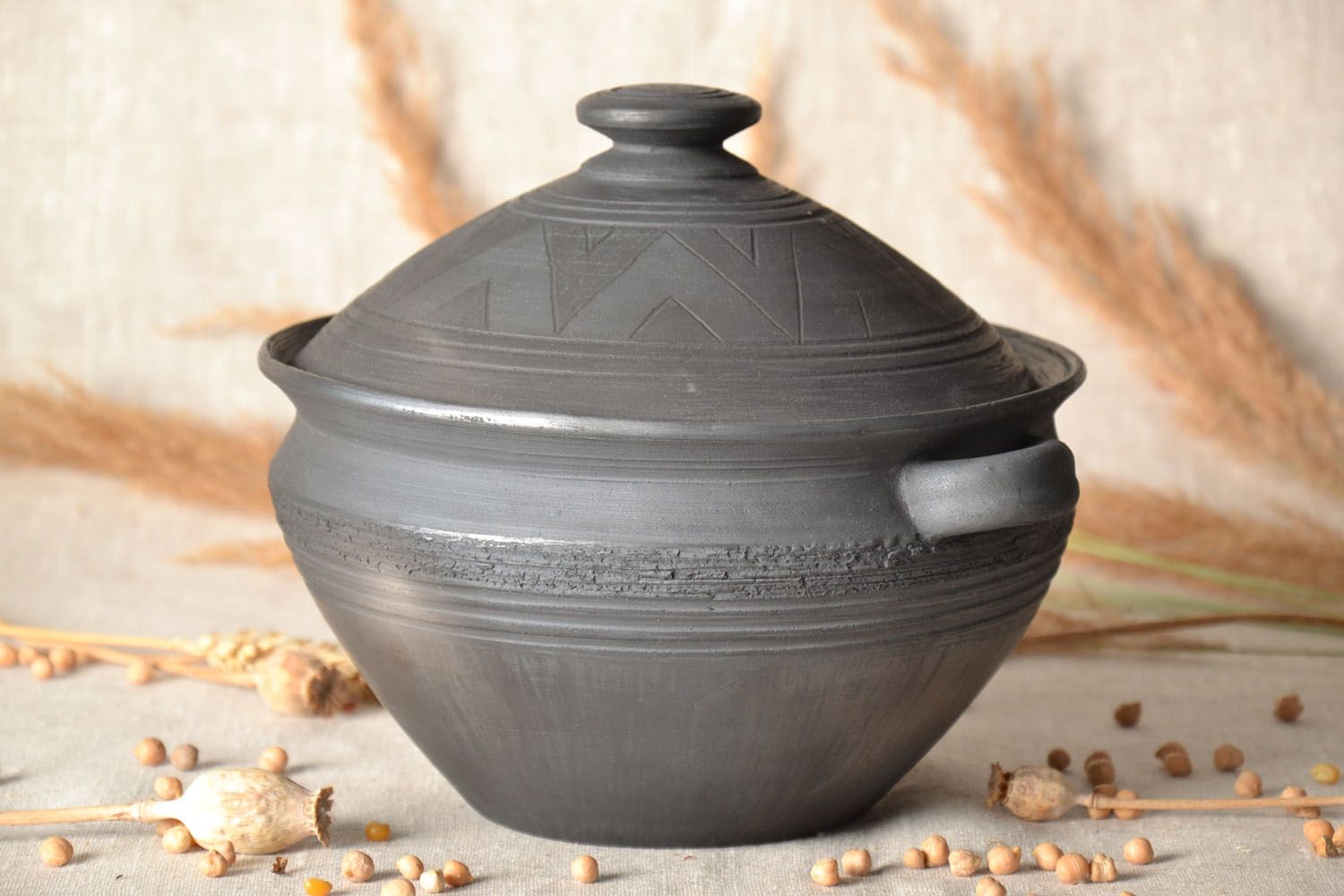 Clay pan with lid black smoke ceramics photo 1