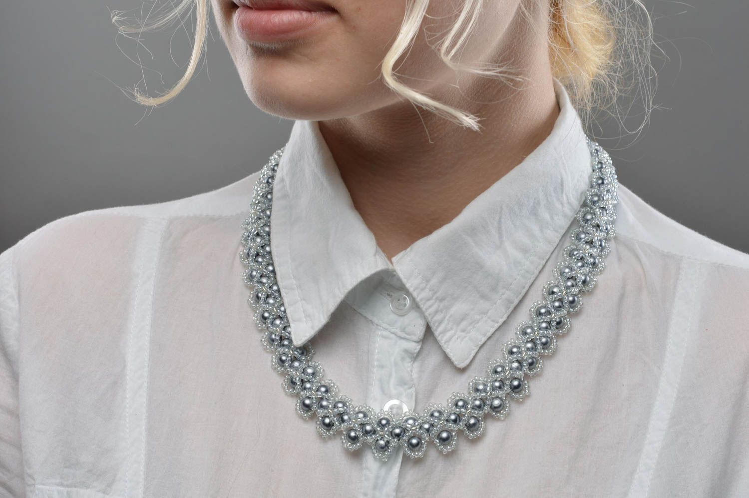 Damen Halskette aus Glasperlen zart weiblich Designer Accessoire für Damen foto 5