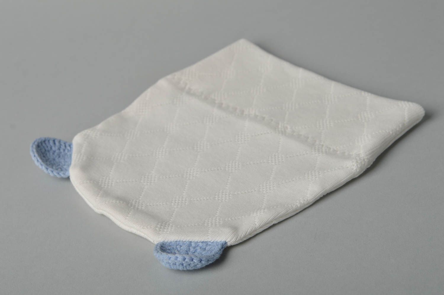 Bonnet coton fait main Chapeau blanc Vêtement enfant design original textile photo 6