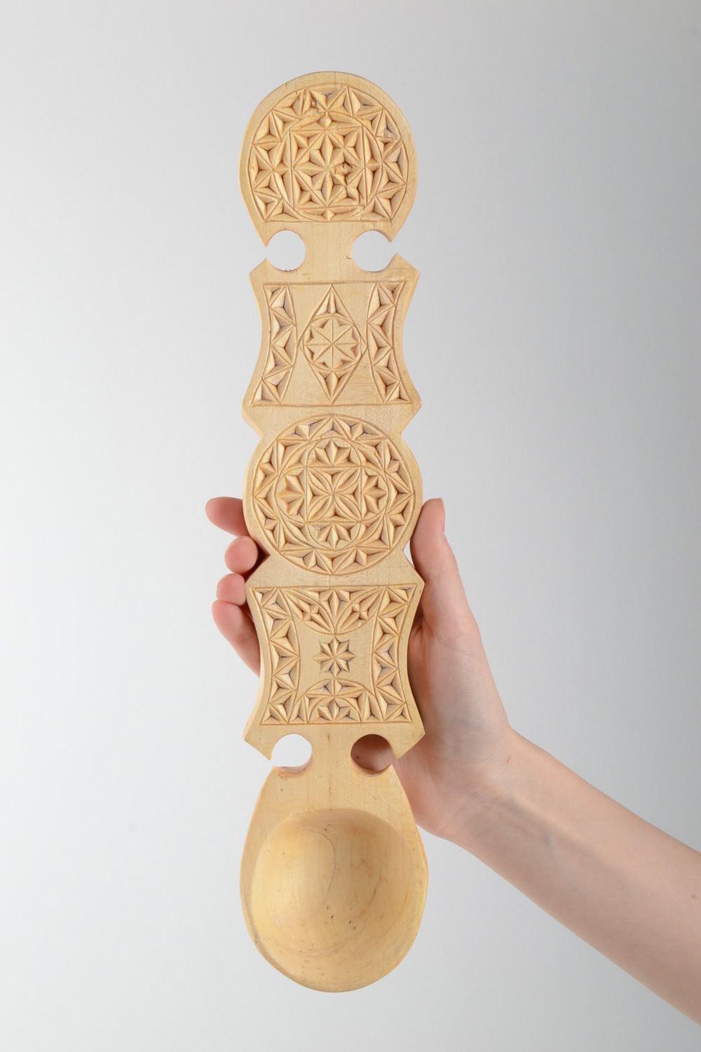 Jolie cuillère claire en bois sculptée faite main décoration de style ethnique photo 5