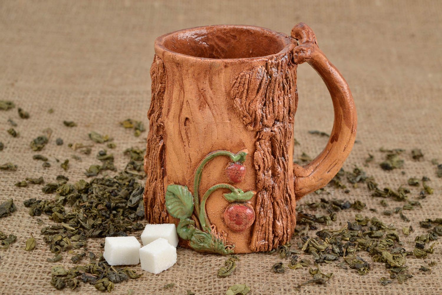 Чайная чашка ручной работы посуда для чая оригинальная глиняная чашка Клубника фото 1