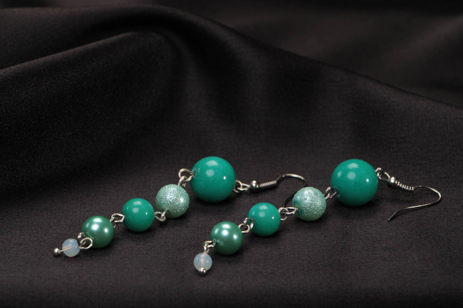 Handmade designer earrings long green accessories jewelry made of natural stones photo 1