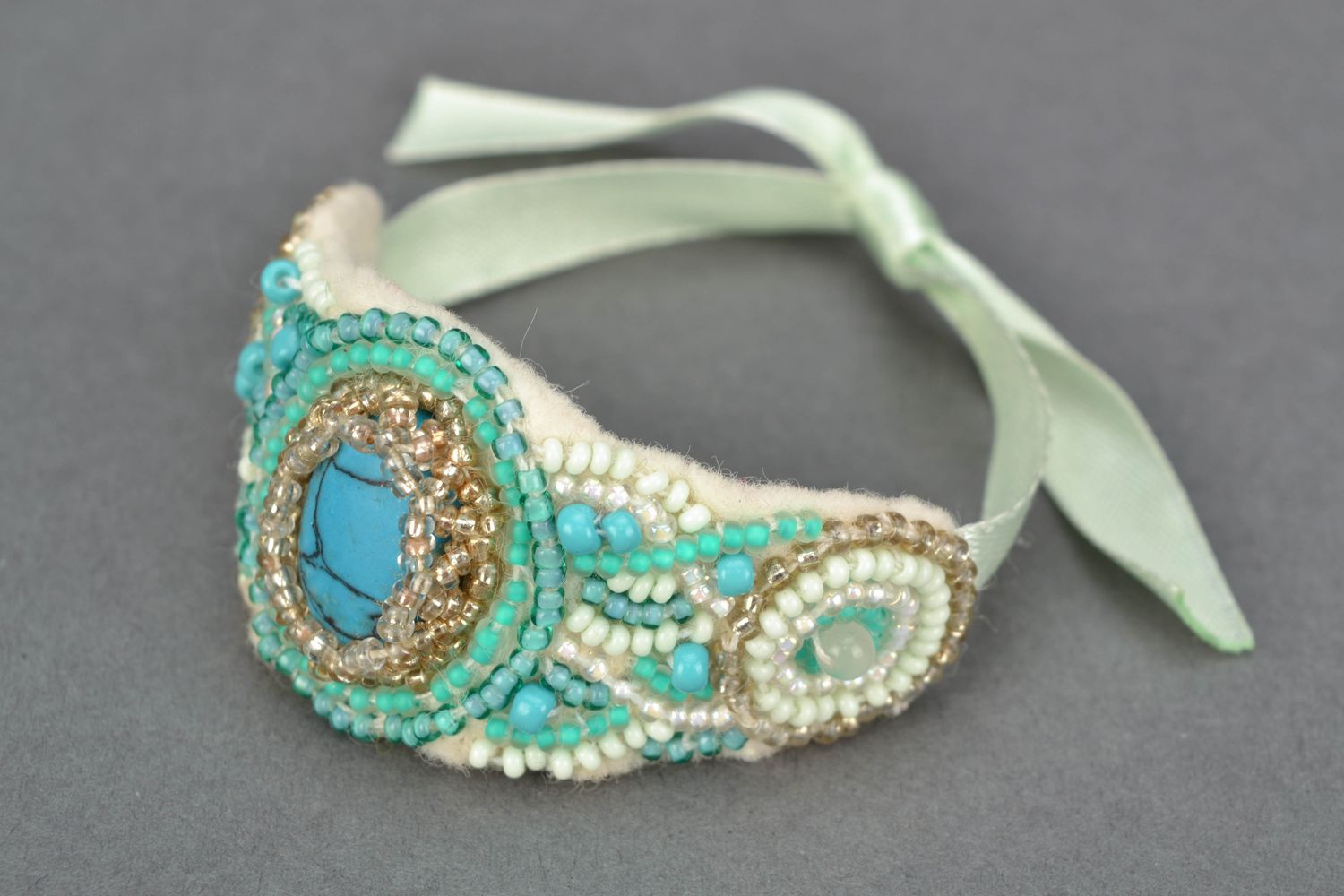 Handmade Armband mit Glasperlen und Türkis  foto 4