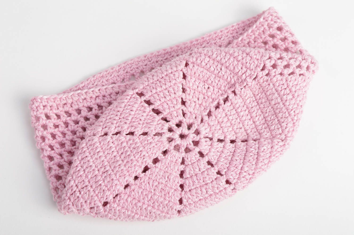 Bonnet tricot fait main Chapeau au crochet Vêtement enfant rose au crochet photo 4