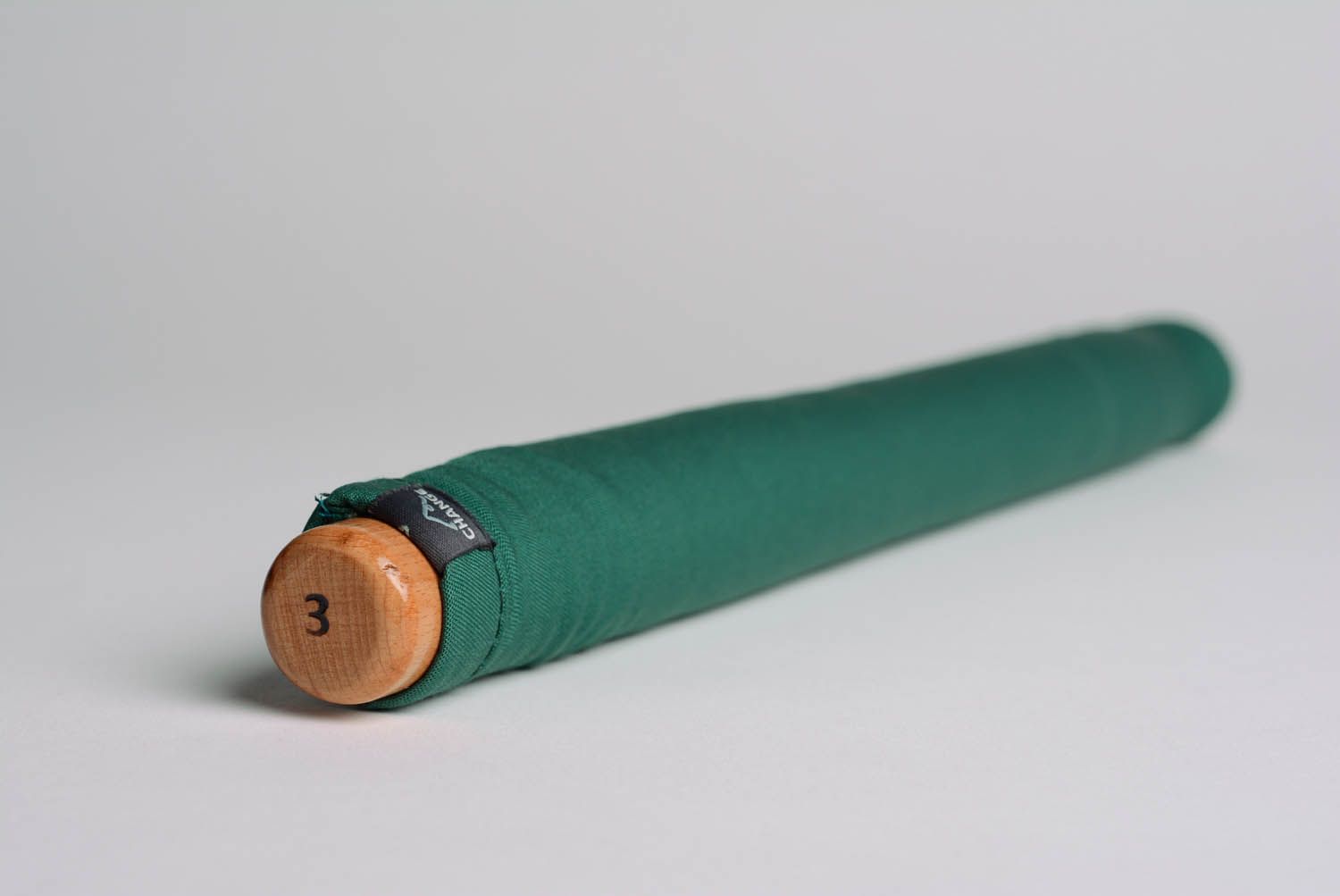 Bastão de madeira numa capa macia para exercícios da Yoga acessórios para yoga  foto 1
